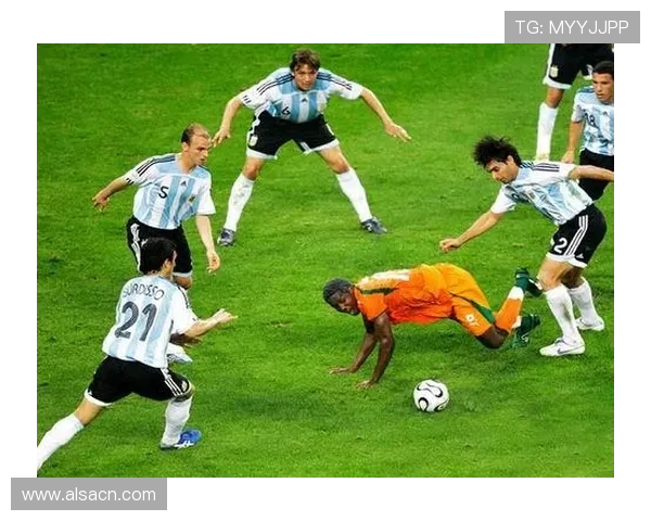 足球明星地毯图片大全展示各大球星风采与个性化家居装饰风格 足球明星地毯图片大全展示各大球星风采与个性化家居装饰风格